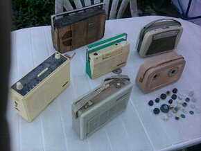 Veľmi staré prenosné Tranzistorové RÁDIOPRIJÍMAČE