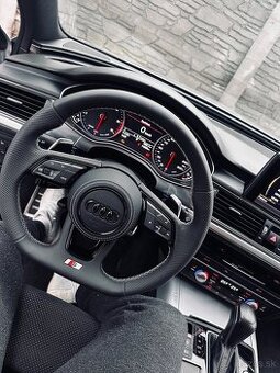 Audi skoseny excluzive volant s airbagom a F1 padlami