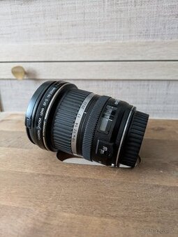 Canon EF-S 10-22mm f/3.5-4.5 USM