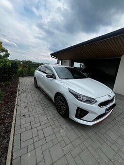 KIA Pro_cee’d 1.6 T-GDi GT A/T