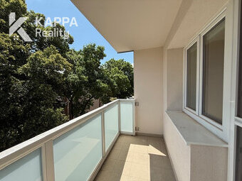 Krásny, veľký 2 izbový byt | 63 m2 | Dlhé Hony, Trenčín