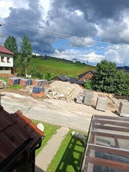 Darujem rozdrvenu stavebnú suť