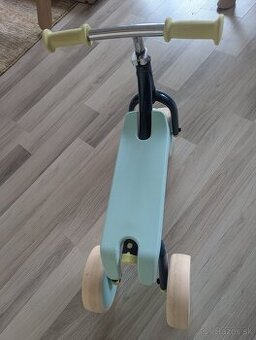 Odrážadlo Btwin