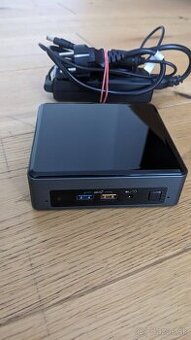 Intel NUC mini PC (BOXNUC8i5BEK)