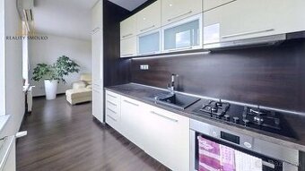 Prenájom 2-izbový luxusný byt v centre mesta Humenné