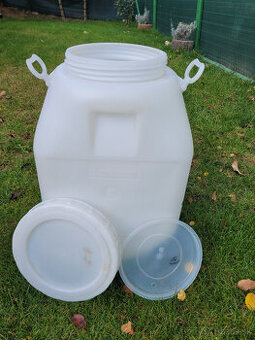 PLASTOVE SUDY - 55 LITROVE BIELE