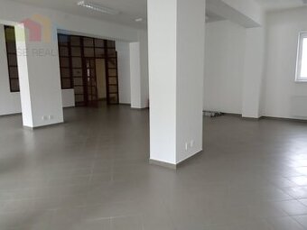 Kancelárske/ obchodné priestory 112 m2, pešia zóna Nitra