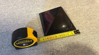 šungitová pyramída 8,5 cm