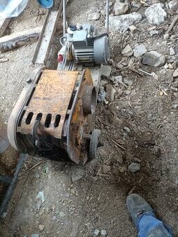 Stavebný navijak /vratok