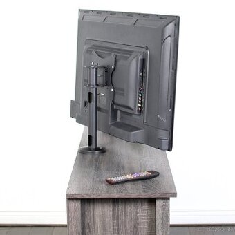Predam držiak na LCD/ TV. Nový nikdy nepouzity.