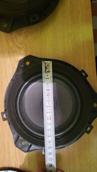 Reproduktory z KIA RIO 2015