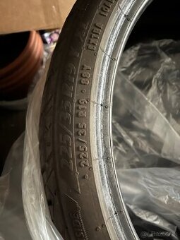 Matador 225/35 r19