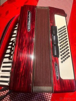 Akordeón  Weltmeister – Stella 80
