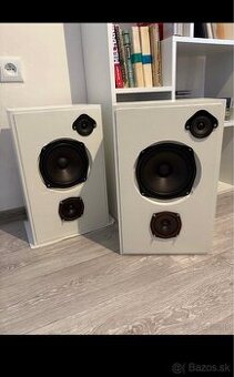 reproduktory Tesla RK15