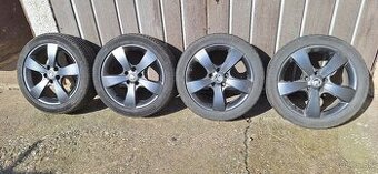 Letné pneumatiky na elektrónoch Škoda Octavia 225/45 R17