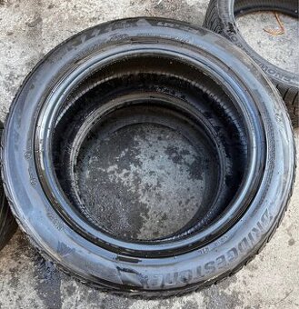 Bridgestone 225/50 R17