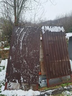 Dvojkrídlova brána