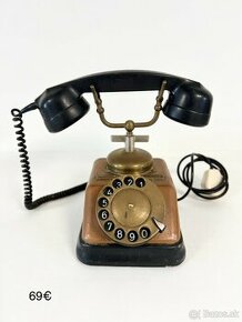 Starožitny telefón