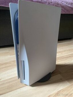 Playstation 5 + príslušenstvo