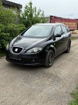 Rozpredam Seat Altea XL 2.0 TDi 103kw . Kod motora : BKD . K