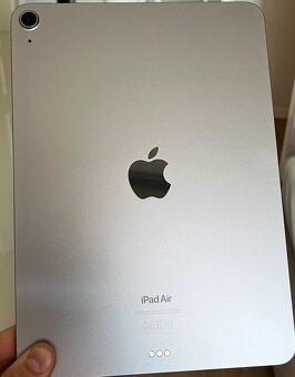 Predám nový iPad Air 11” M2 (2024) – 128 GB + púzdro zdarma