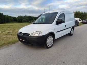 Opel Combo Chladiarenske