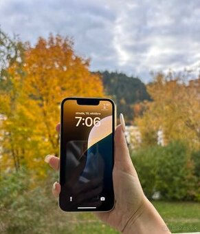 iPhone 13 mini biely