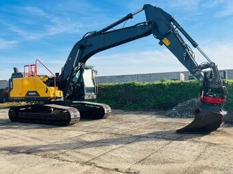 Pásové rypadlo Volvo EC250EL