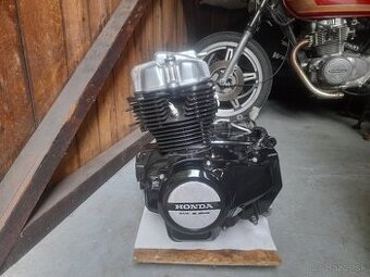 Perfektní motor Honda CM 400T, CB400N