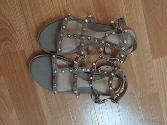 Damske letné sandále, veľkosť 39