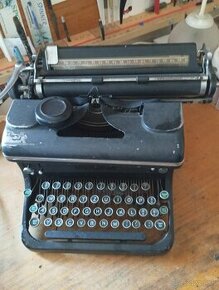 Písací stroj - woodstock - 1