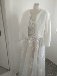 Svadobné šaty + kabátik