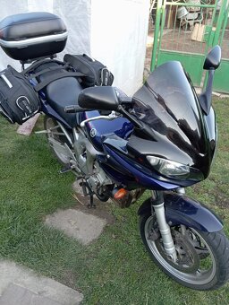 YAMAHA FAZER 600