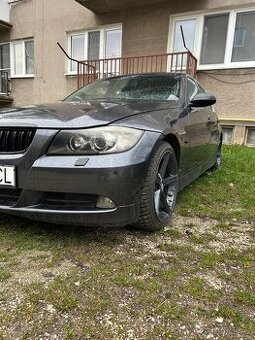 BMW e90 325i