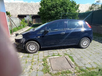 Predám Fiat Grande Punto 1.2 48kW Kup. v SR 5/2009