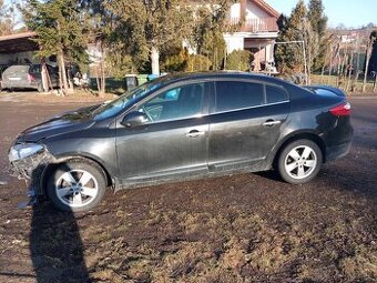 Rozpredám Renault fluence 1.6 81kw - 1