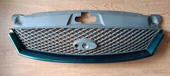Predná maska na Ford Mondeo MK3 - 1