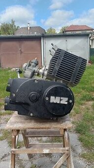 Predám motor MZ150