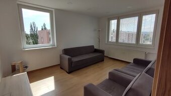 PRENÁJOM 3 IZBOVÝ BYT - SÍDLISKO NAD JAZEROM