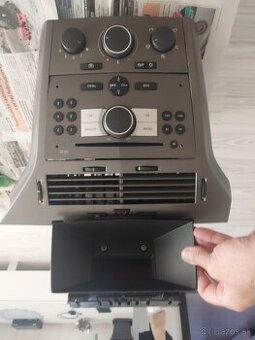Radio opel astra h CD 30