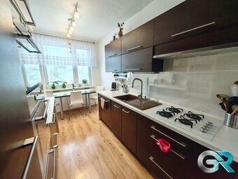 4 izbový byt v meste Trenčianske Teplice na predaj, 84m2, ba - 1