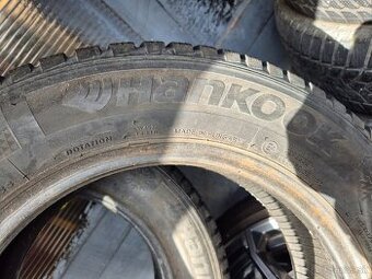 Predam zimne pneu 2x 165/70R14 Hankook