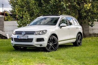 Volkswagen Touareg II 3.0 V6 Premium 4XMOTION /SPLATKY
