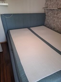 Predám manželskú posteľ s úložným piestorom