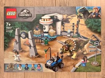Lego Jurassic World 75937 Triceratopsovo besnenie