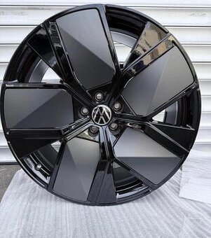 ORIG.VW TOUAREG R-line 2025 R21 5x112 NOVE