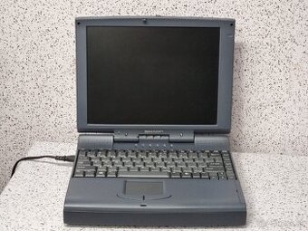 # SHARP PC-9080 starý laptop/notebook