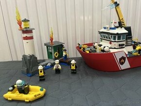 LEGO City Fire Boat 60109 - 1