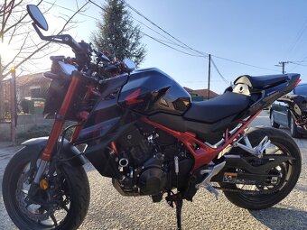 Honda Hornet CB750