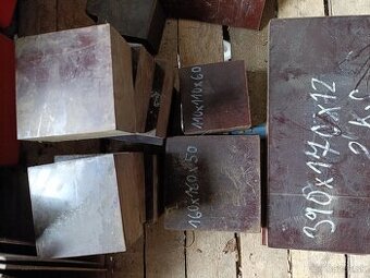 predam pertinax.rozne hrubky.....zelezne platne